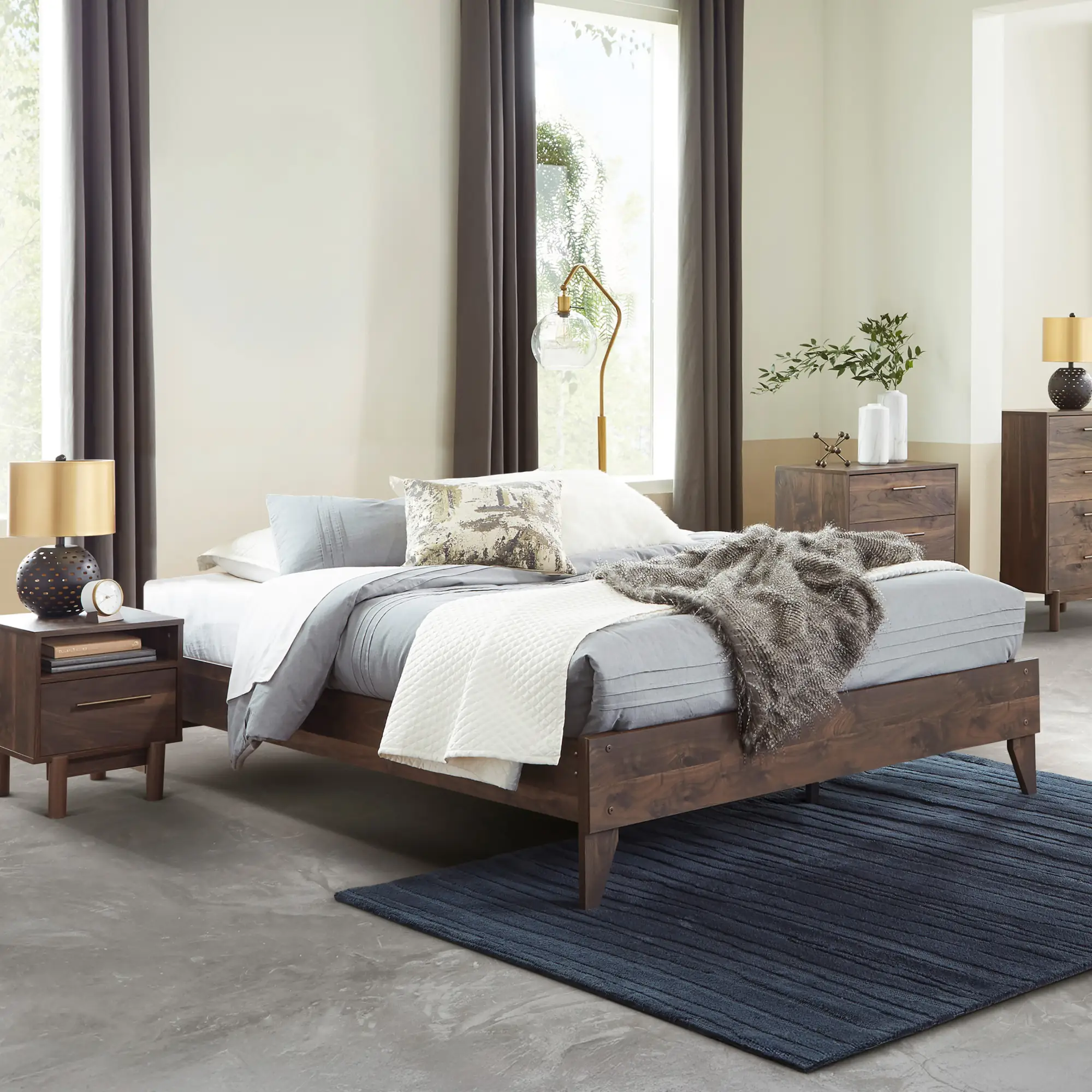 Calverson Platform Bed - Thumbnail 5